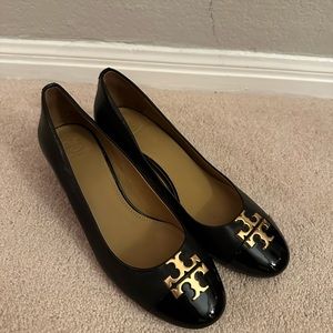 Tory Burch Everly Cap Toe Pumps 50 mm